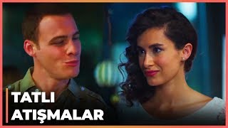 Kerem ve Zeynep Partide  Kerem 3 Dakikada Kız Tavladı  Güneşi Beklerken 11 Bölüm [upl. by Soalokcin]