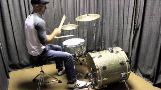 Hip hop drum beat using 3 famous breakbeats [upl. by Casimir]