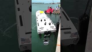 Cortez Cove Fountain pushing off in Key West LOUD cortezcove loud racing offshoreracing racing [upl. by Curzon]