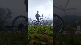 Me gera hua banda 🤣 shorts viral ytshorts mtb cyclestunt shortvideo funnyvideo [upl. by Glyn10]