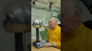 What is Van de Graaff generator [upl. by Dudley]