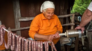 Simple Life in the Village With cares and Family Traditions [upl. by Boru978]