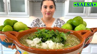 Salsa verde de tomatillo [upl. by Ativet]