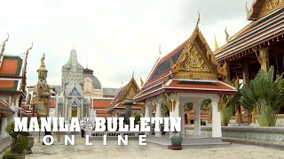 Quarantinefree tourists visit Bangkoks Grand Palace [upl. by Namzzaj]