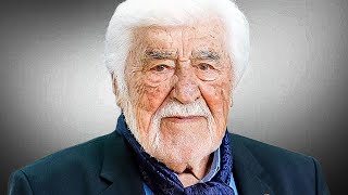 Mario Adorf ist jetzt über 90 Jahre alt wie er lebt ist traurig [upl. by Mackey]