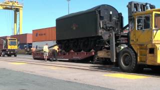 A4 60010 quotDominion of Canadaquot arriving and being unloaded at Halifax Nova Scotia [upl. by Surovy116]