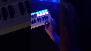 WVave SMK25 Wireless Bluetooth midi controller demo [upl. by Akimihs]