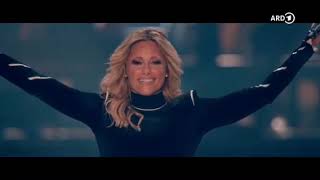 Helene Fischer  Achterbahn Outro  Blitz Intro Rausch Live  Die Arena Tour [upl. by Anael321]