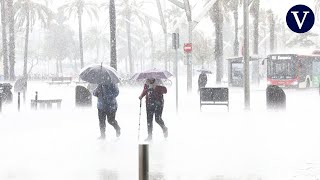 Catalunya activa la alerta roja por la DANA hay riesgo de tornados y granizo [upl. by Errick]