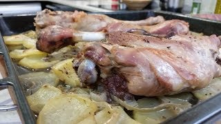 CABRITO AL HORNO CON PATATAS PANADERA [upl. by Stephani]