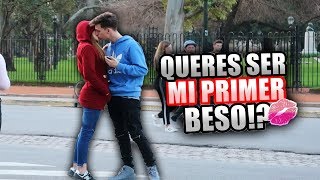 BUSCANDO MI PRIMER BESO EN LA CALLE [upl. by Nos139]