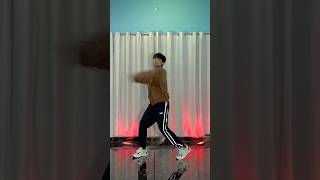 Babuji Zara Dheere Chalo Dance Cover Harsh Bhagchandani Choreography shorts dance [upl. by Avaria925]