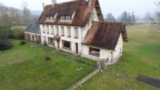 Corps de ferme à vendre en Vallée de Varenne [upl. by Vergos]