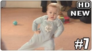 Baby dances to Gangnam style [upl. by Chet534]