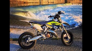 Husqvarna Te 125  FMF Shorty pure sound [upl. by Onitnatsnoc]