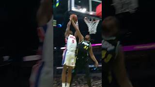 INSANE Ausar Thompson CONTACT POSTER DUNK😤 [upl. by Hutchinson]