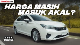 Honda City with Honda Sensing Small Sedan Yang Harganya Sudah Lebih Dari Rp 400 Juta  GridOto [upl. by Obmar]