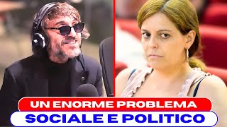 CRUCIANI SHOW FURIOSO DALLE ULTIME PAROLE DI ILARIA SALIS AL COMIZIO DEI RADICALI [upl. by Fayola]