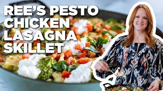 Ree Drummonds Pesto Chicken Lasagna Skillet  The Pioneer Woman  Food Network [upl. by Davis]