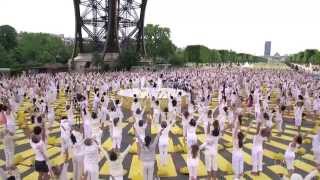 Lolë White Tour Paris 2015 – Yoga under the Eiffel Tower [upl. by Adrien75]