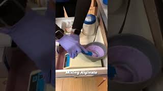 How to mix alginate impression material  mixing alginate alginate impression howtomix dentist [upl. by Lletnohs]