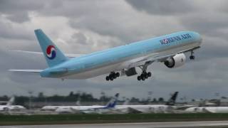 Korean Air 777 Low Approach [upl. by Buiron]