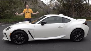 The New 2022 Toyota GR86 Is Better And Faster Than Before [upl. by Petracca140]