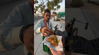 Patti samosa kisko pasand he samosa foodblogger ahmedabad foodie streetfood [upl. by Lessig623]