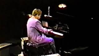 Elton John quotSkyline Pigeonquot Live 1999 [upl. by Bari]