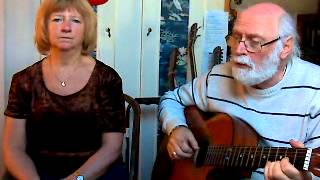 LE GORILLE  Brassens cover par Margot et Rolly [upl. by Delfine146]