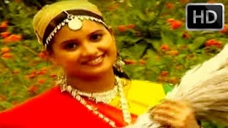 Oru Poo Thannal  Malayalam Mappila Album  Muthu Habeebi Monjathi  Thajudheen [upl. by Halland169]