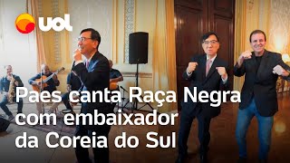 Eduardo Paes canta Raça Negra com embaixador da Coreia do Sul Figuraça [upl. by Ahsian992]