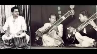 Ustad Vilayat Khan amp Ustad Imrat Khan with Ustad Nizamuddin Khan Bageshree amp Bahar Madras1966 [upl. by Rento]