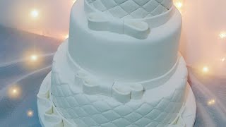 Bolo de Casamento Capitonê e Perolas Comestíveis  Bolo de Casamento três andares decorado com pasta [upl. by Merola]