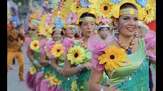 Reviva todo lo que sucedió en el desfile del Carnaval de Cali Viejo [upl. by Eednim198]