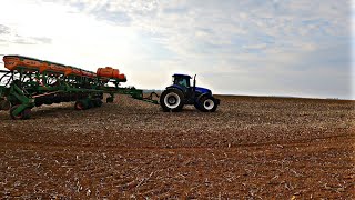 Mostrando meu trabalho Na fazenda Dosador de Veneno início da planta de soja agro [upl. by Naahs]