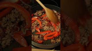 SHORT INTRO TO ITALIAN CHILLI CON CARNE [upl. by Nosredneh]