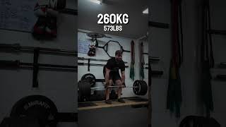 Powerlifter vs strongman DEADLIFT BATTLEpowerlifting strongman deadlifts powerliftervsstrongman [upl. by Kozloski]