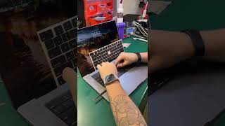 MacBook Pro 16 Гравировка без потери гарантии [upl. by Aihsenak650]