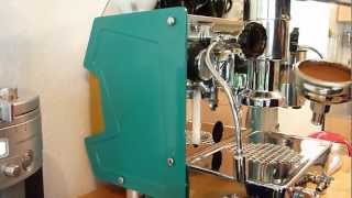 Faema Lambro  Mahlkoenig K30 Vario  Espresso Shot [upl. by Alyek]