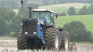 FORD VERSATILE 946 AND MCCONNEL SHAKAERATOR [upl. by Koh]