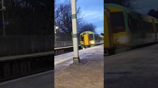 Class 377s pass Woldingham [upl. by Aicssej]