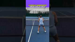 WATCH HOW SAMSONOVA USES HER LEGS AT THE VOLLEY tennis shorts [upl. by Stavros]