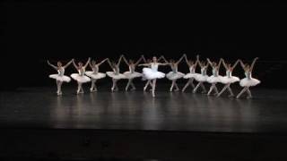 Le ballet de lOpéra de Paris au Bolchoï [upl. by Palestine]