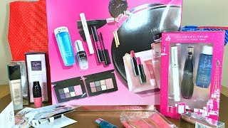 Lancôme Holiday Beauty Box from Macys 💋 unboxing and Gift With Purchase 2017 [upl. by Namrehs]