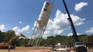 Lifting cement silo [upl. by Jonathan]