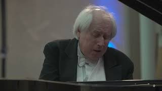 Grigory Sokolov plays Schumann and Rachmaninoff in Geneva 111221 [upl. by Yelahc241]