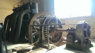 FAIRBANKS MORSE Big OLD Engines COLD STARTING UP AND COOL SOUND 4 [upl. by Willcox835]