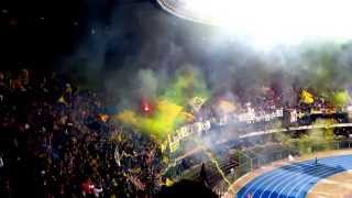 Hellas Verona  Empoli 00 18513 Fumogeni in curva sud Hellas [upl. by Guinevere370]