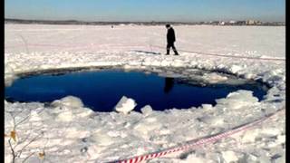 Restos y daños del Meteorito derribado en Rusia Febrero 2013 [upl. by Ladew]